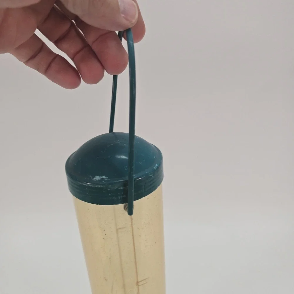Perky-Pet Plastic Bird Feeder 6 Perches